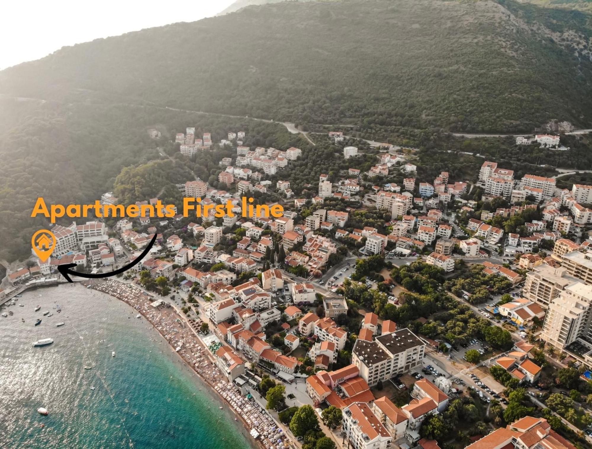 Apartments First Line Petrovac Eksteriør billede
